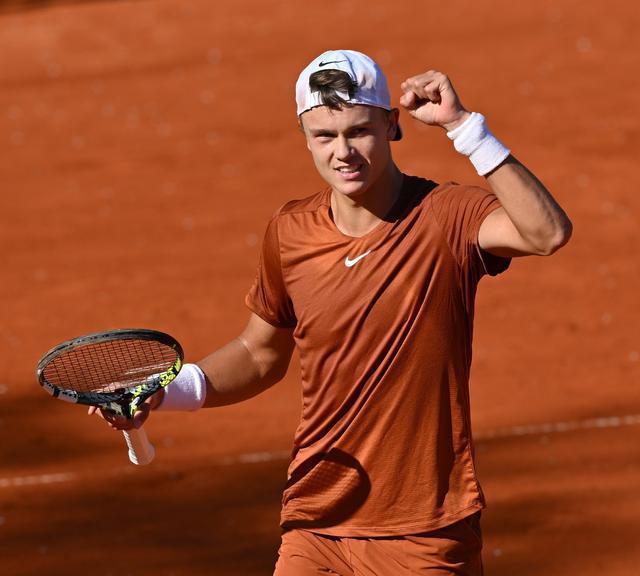 样优质的球 样优质的球