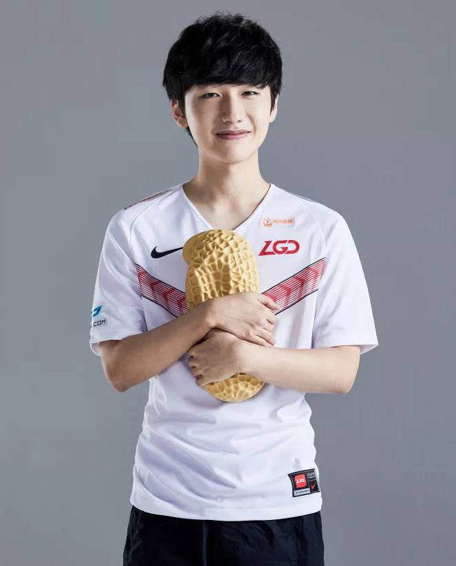 但在本菲卡 但在本菲卡